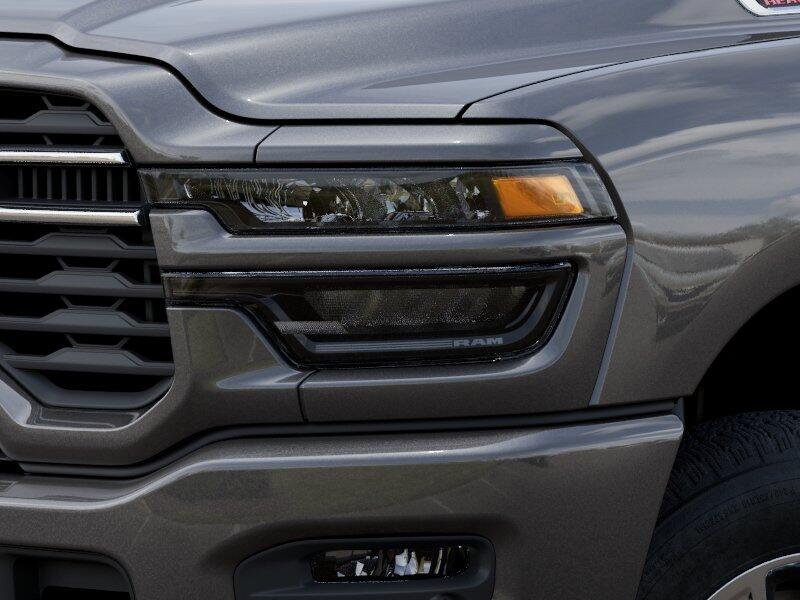 2025 RAM 3500 Big Horn - Photo 26