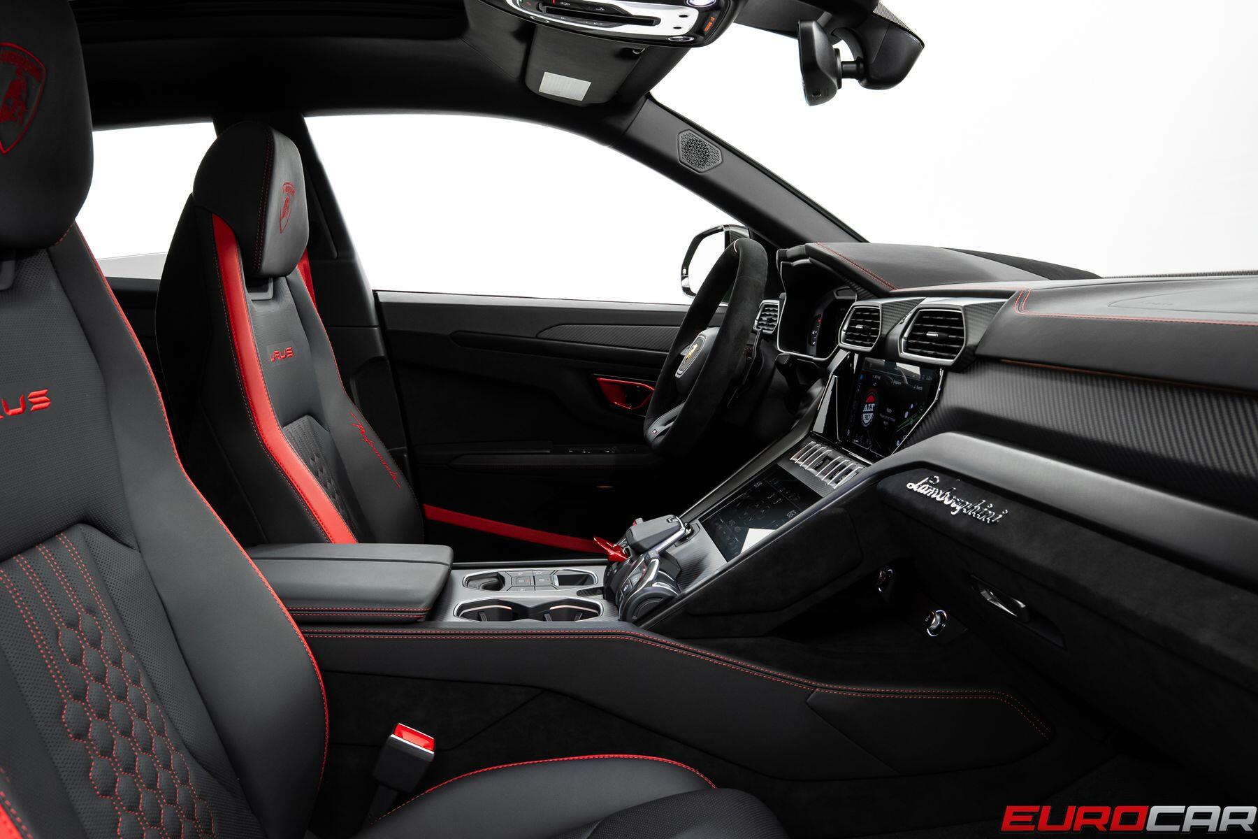 2024 Lamborghini Urus Performante *HUGE CARBON OPTIONS * PANORAMIC ROOF*Image 44