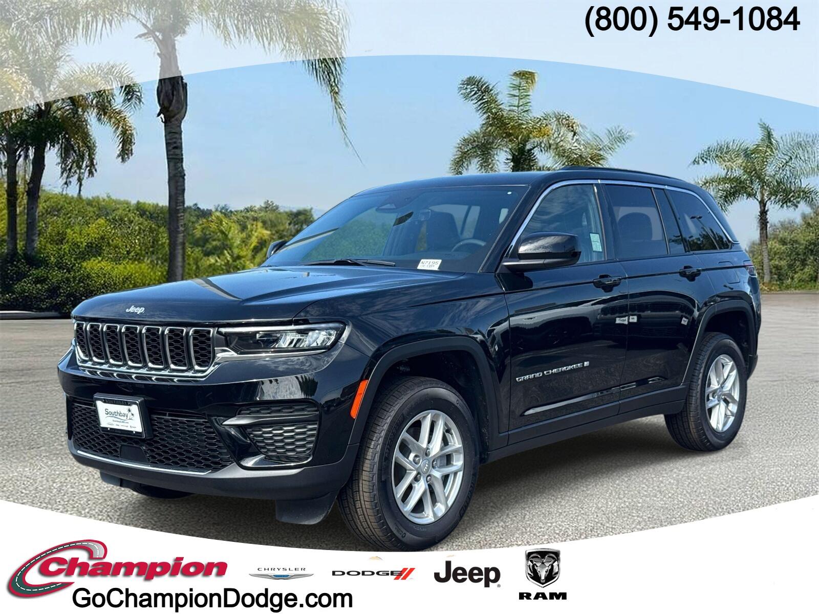 2026 Jeep Grand Cherokee Laredo 4x2