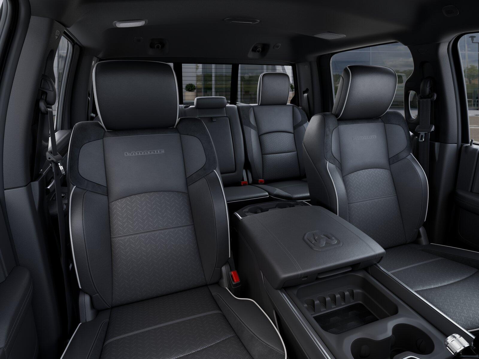 2025 RAM 2500 Laramie - Photo 32