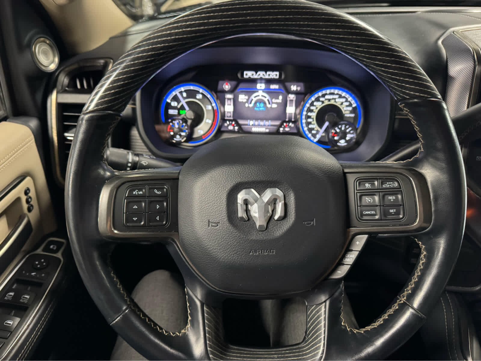2022 RAM 3500 Limited 4X4 Crew Cab SWB's photo