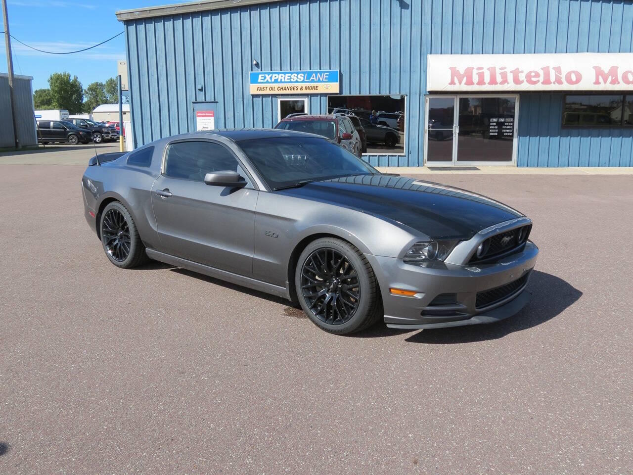 Used 2013 Ford Mustang GT with VIN 1ZVBP8CF4D5249782 for sale in Fairmont, Minnesota