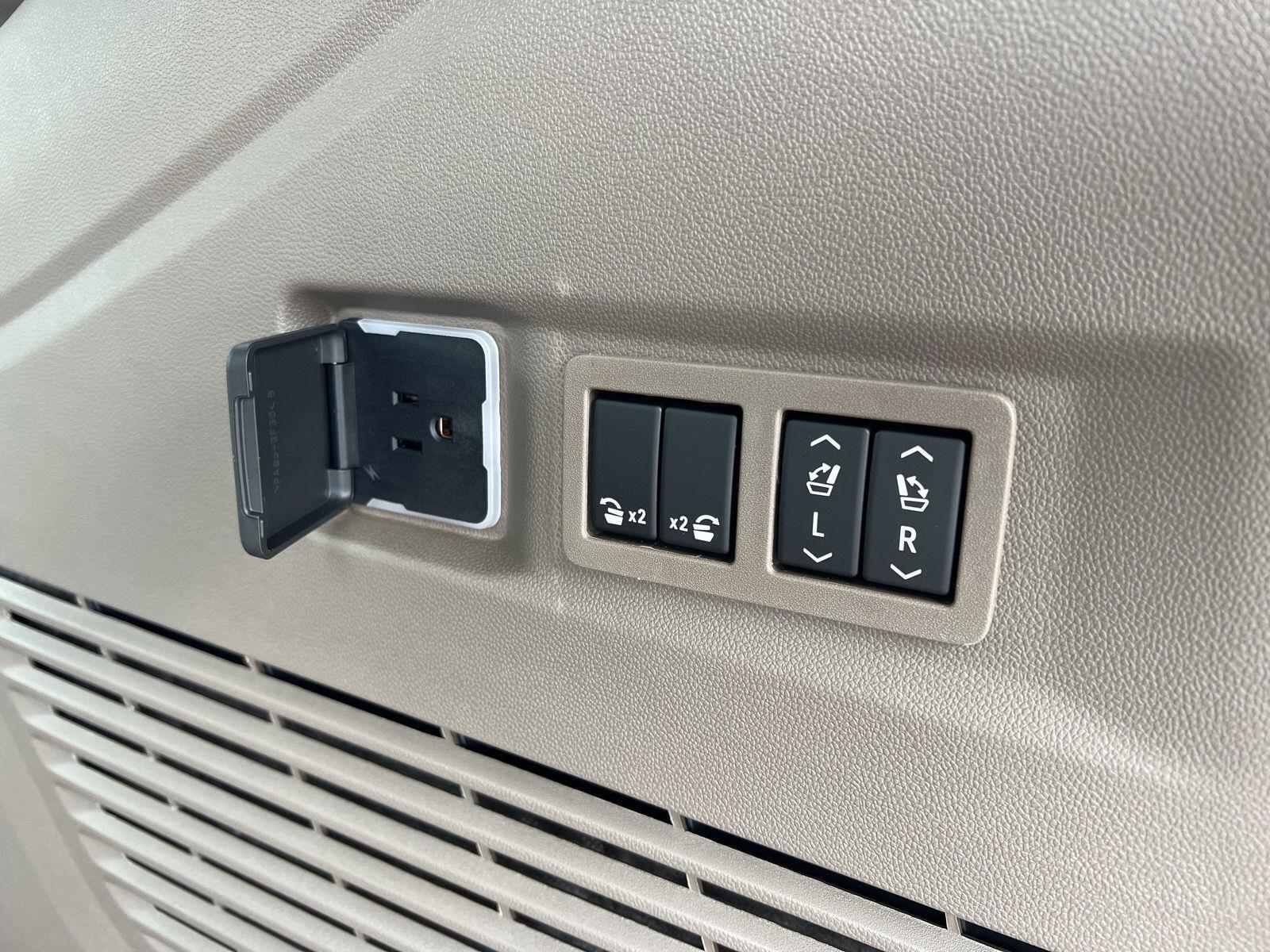 2026 GMC Yukon Denali - Photo 59