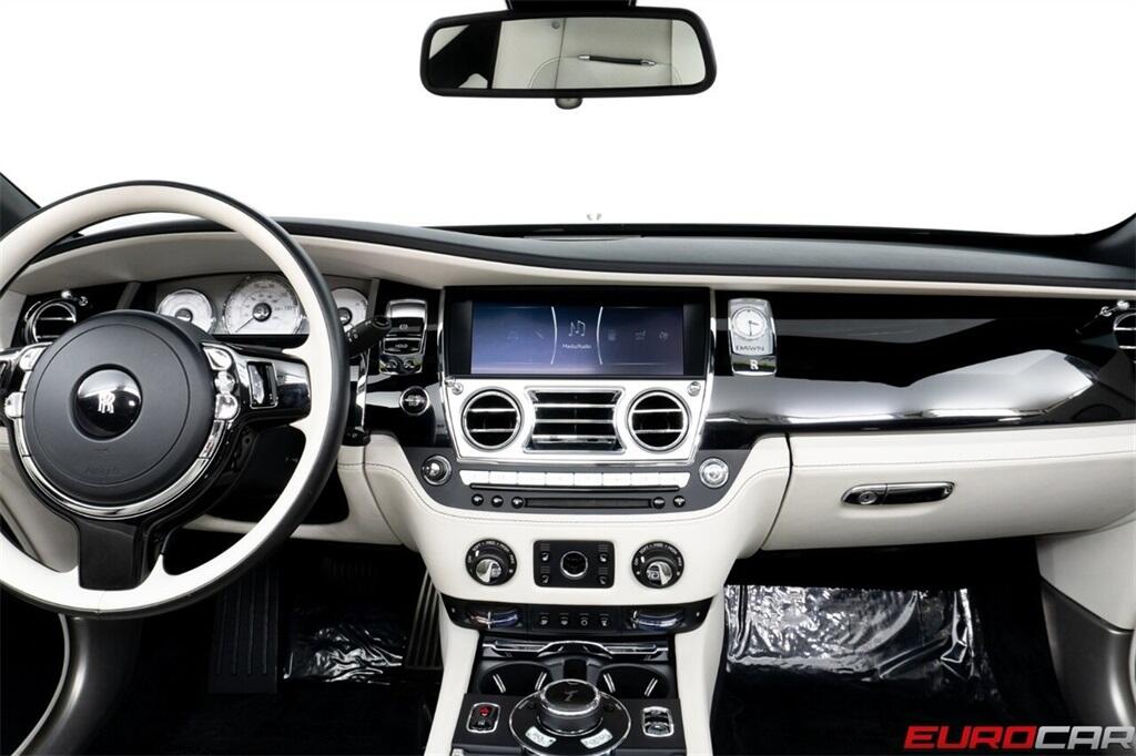 Used 2018 Rolls-Royce Dawn *BESPOKE INTERIOR * IMMACULATE CONDITION*Image 28