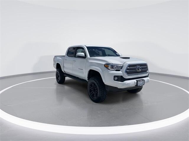 Used 2017 Toyota Tacoma TRD Sport with VIN 3TMAZ5CN2HM035579 for sale in Anaheim, CA