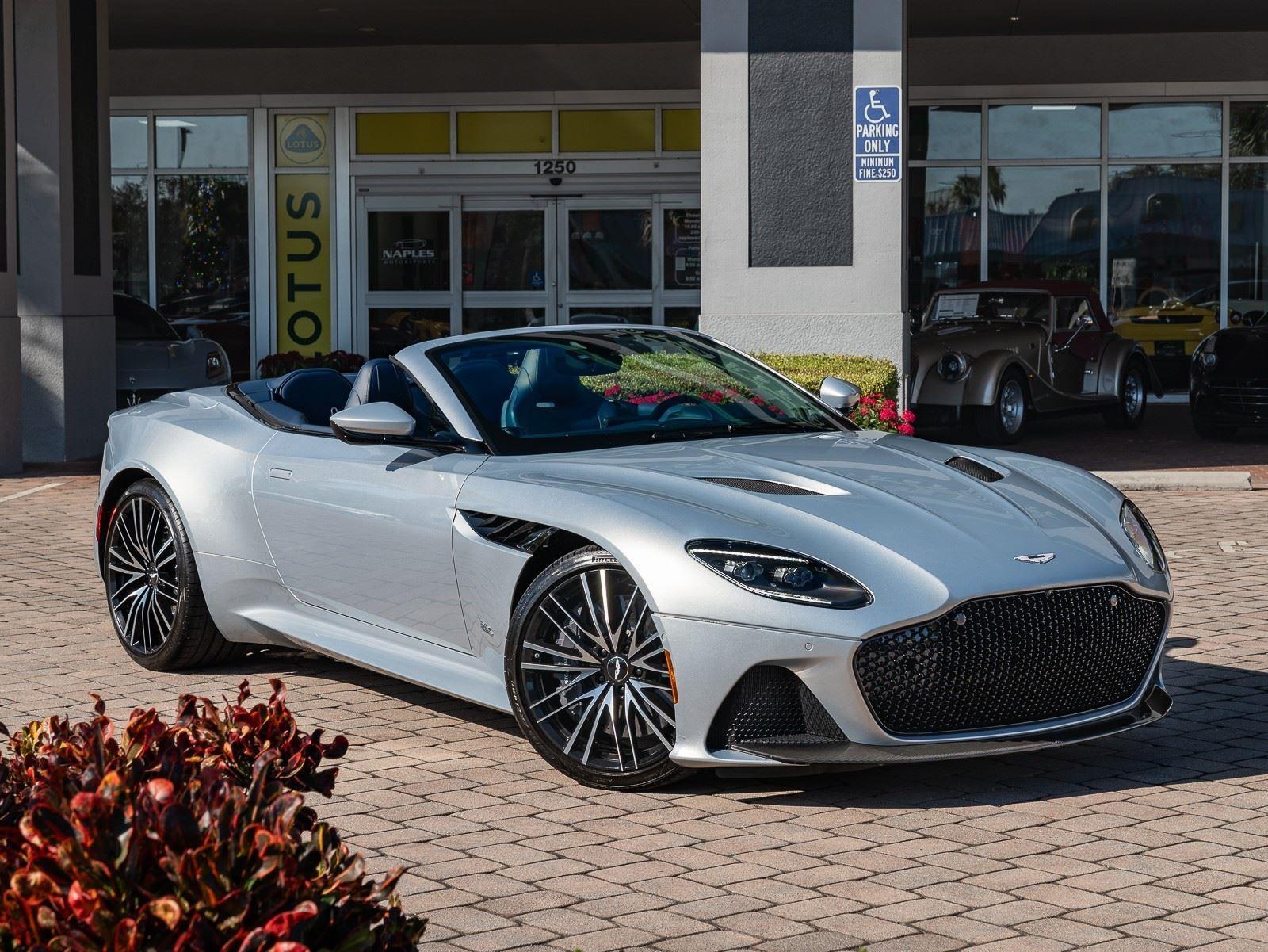 2020 Aston Martin DBS Superleggera Base - Photo 20