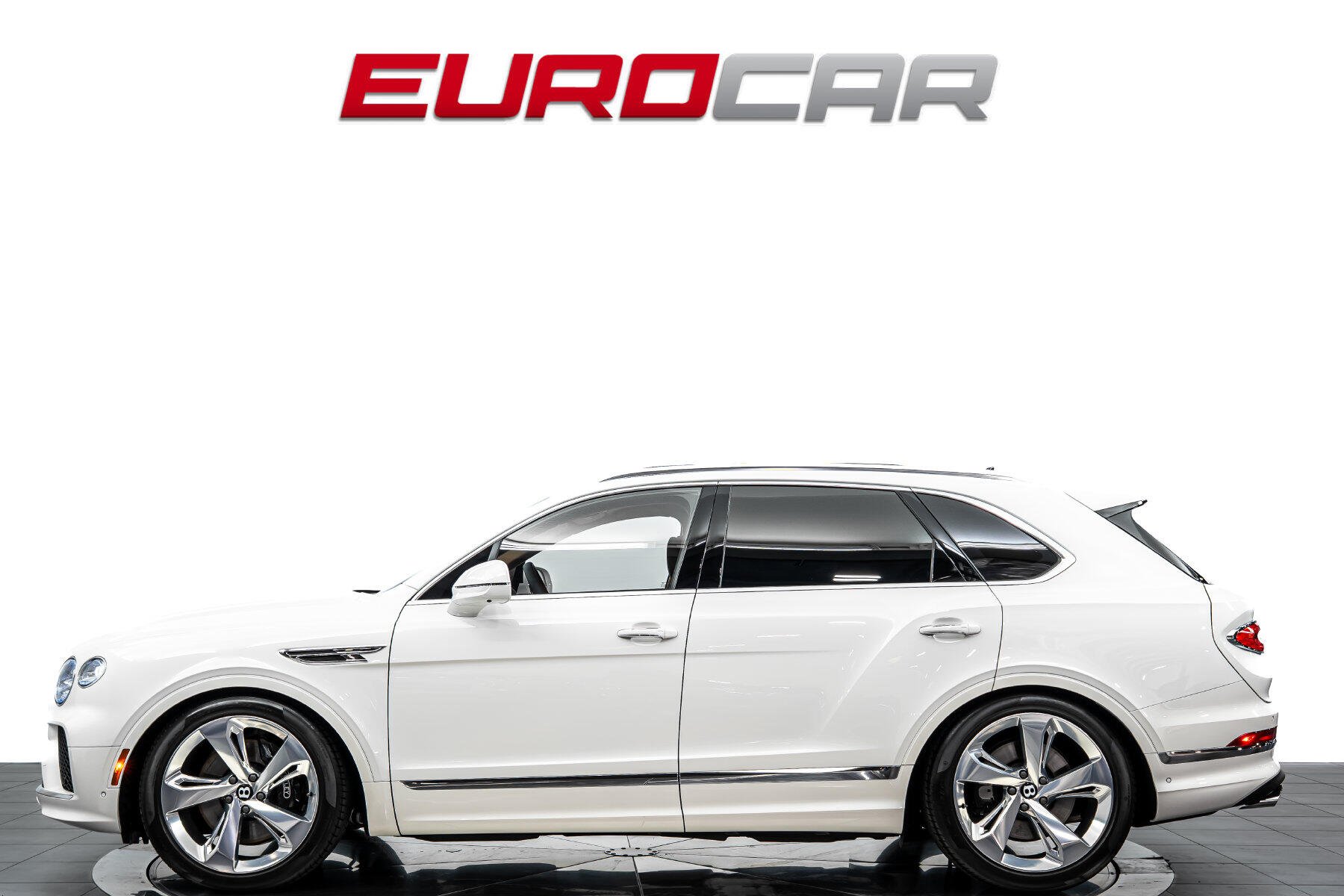 2024 Bentley Bentayga V8 *FRONT SEAT COMFORT SPEC * PANORAMIC SUNROOF*Image 2