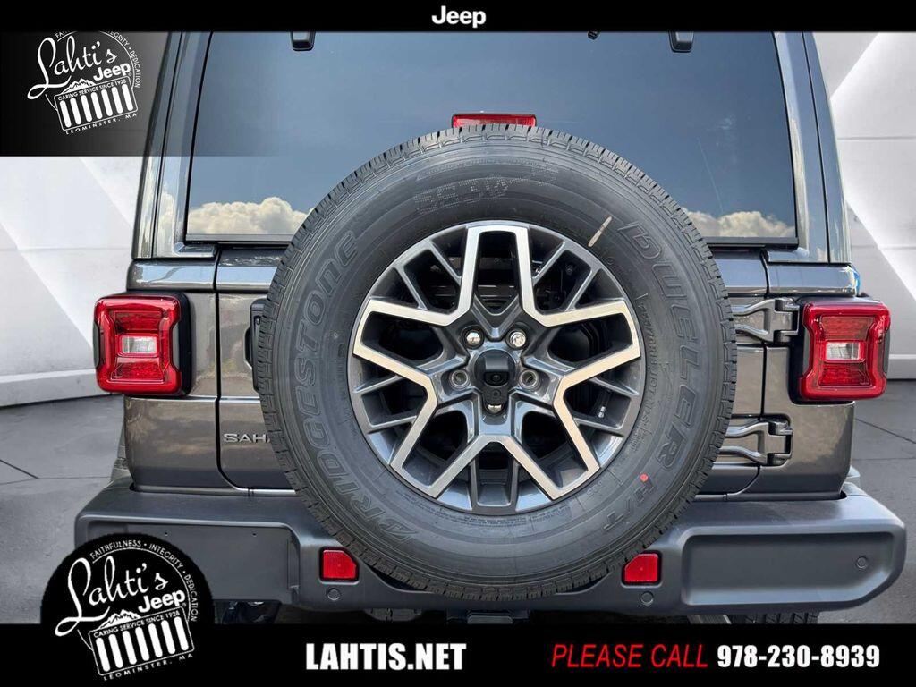 2025 Jeep Wrangler 4-Door Sahara - Photo 24