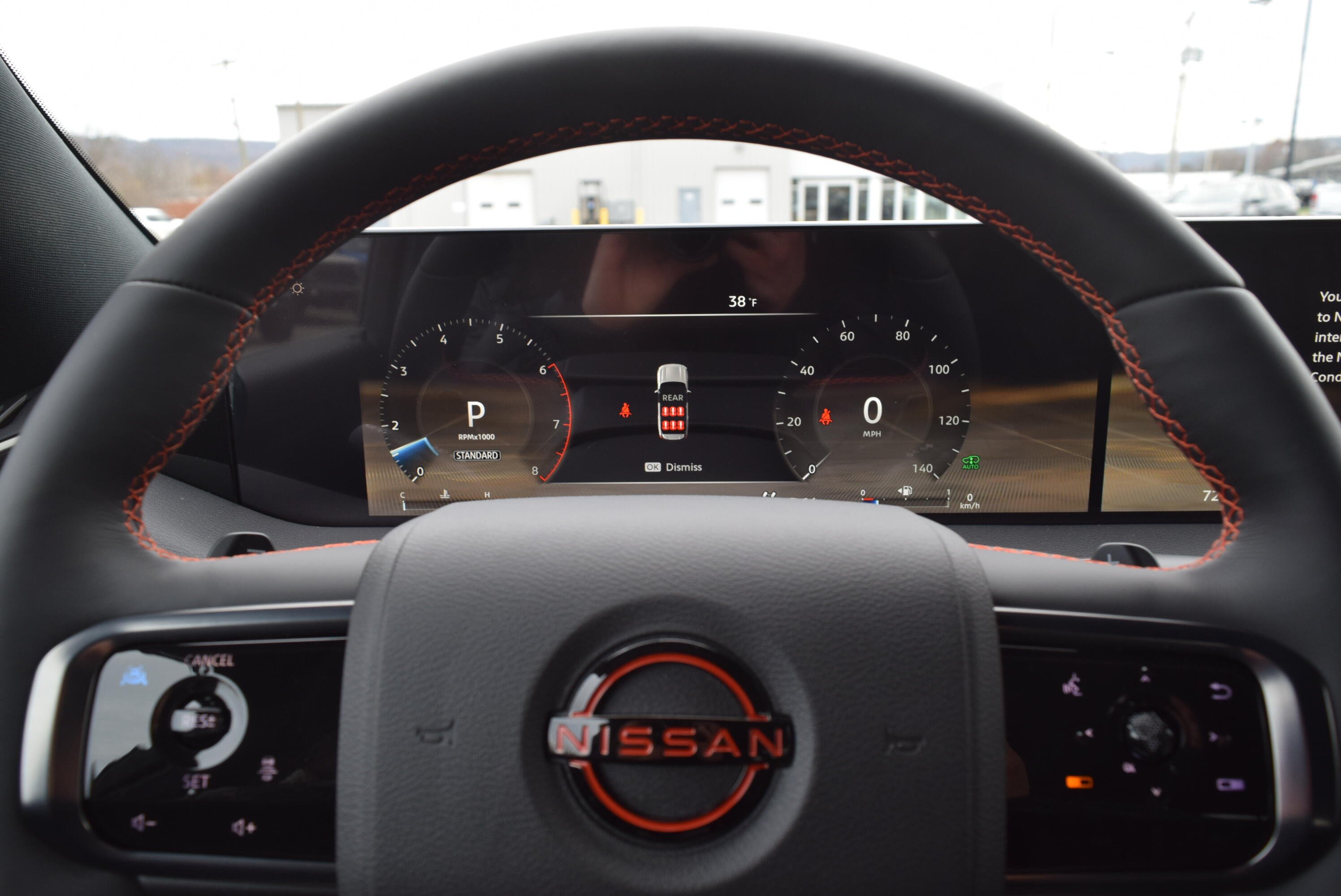 2025 Nissan Armada PRO-4X - Photo 14