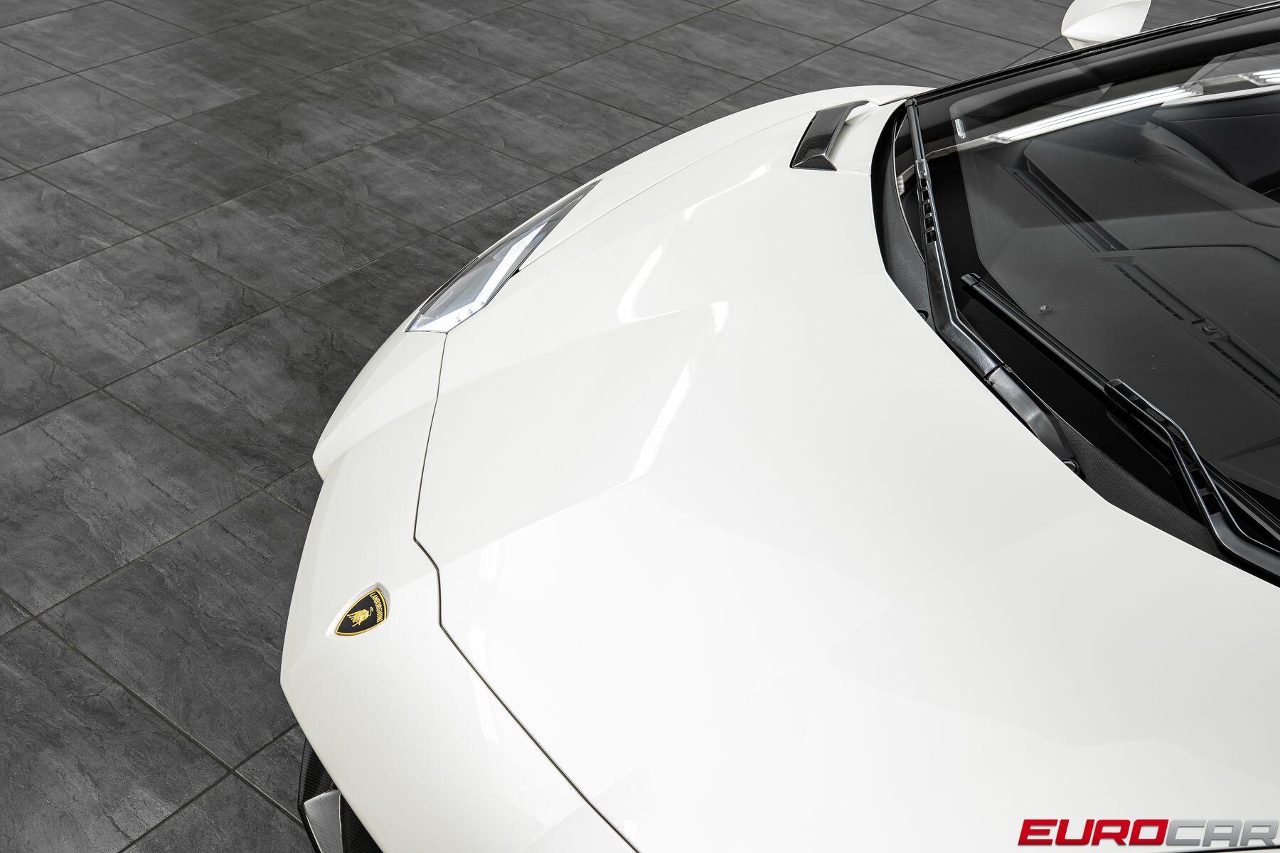 2015 Lamborghini Aventador Roadster LP 700 - 4 *HUGE CARBON OPTIONS * FRONT LIFT*Image 12