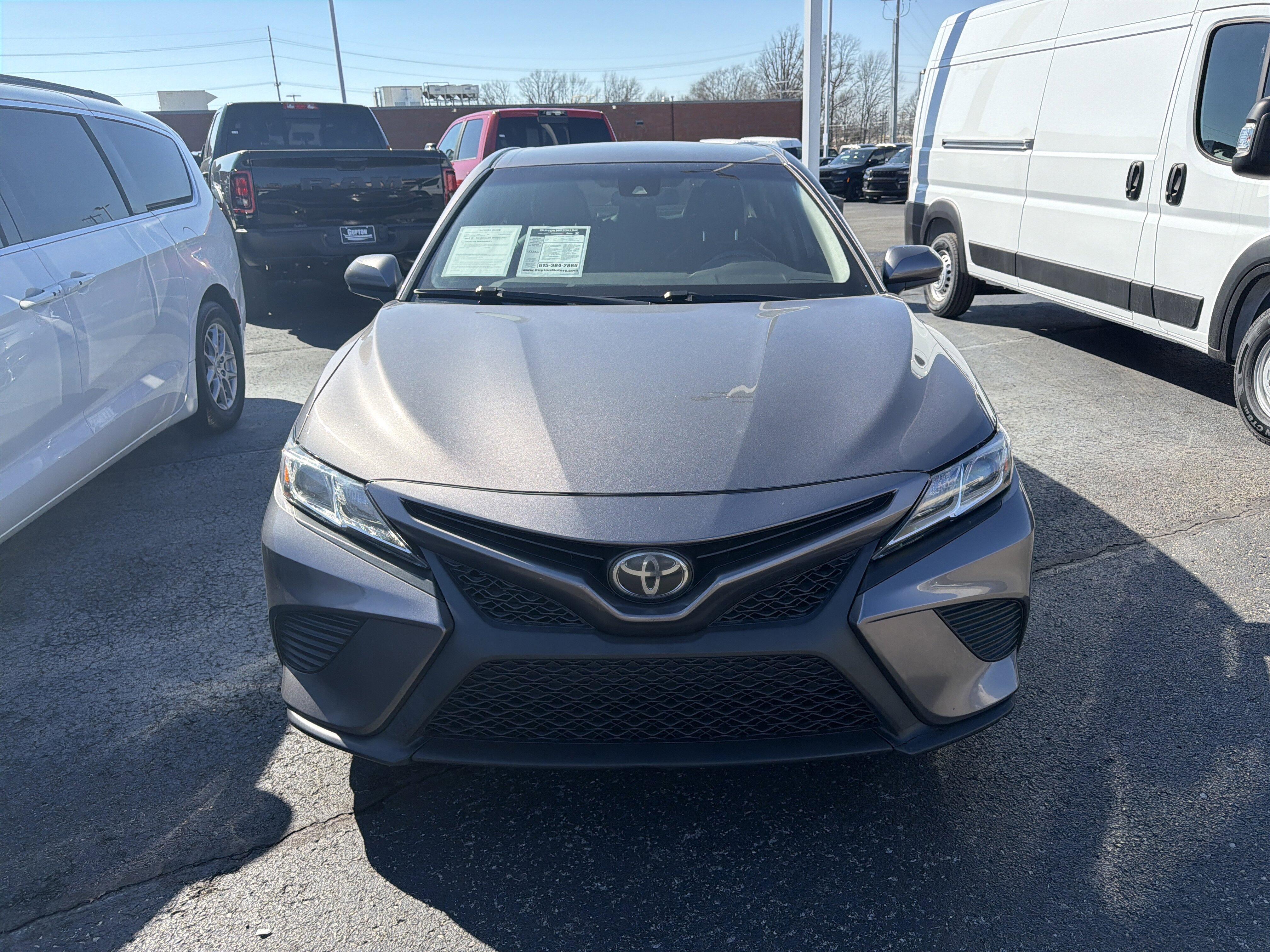 Used 2019 Toyota Camry SE with VIN 4T1B11HK5KU728566 for sale in Springfield, TN