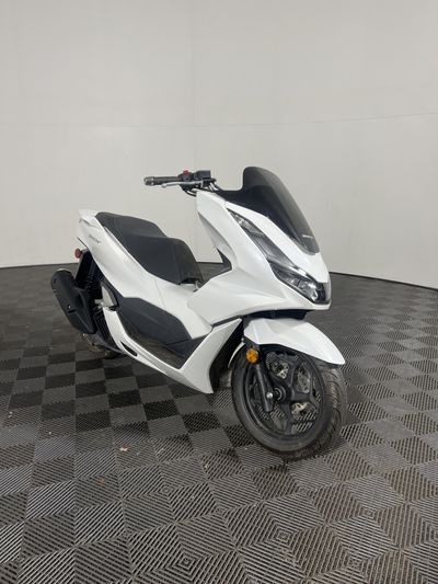 2022 Honda PCX150 ABS