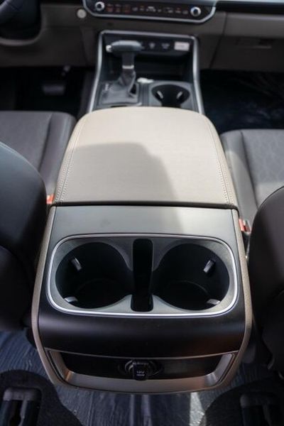 New 2026 Kia Carnival Hybrid EXImage 16