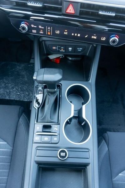 New 2026 Kia K5 LXSImage 17