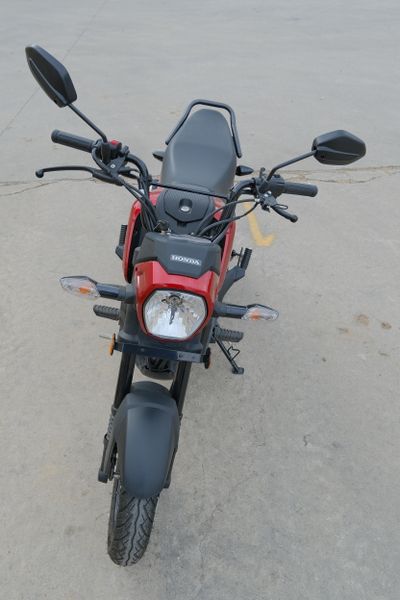 USED 2024 HONDA NAVI Image 8