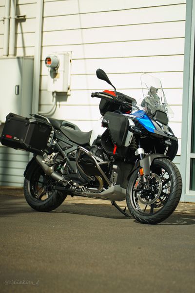 2025 BMW R1300GSA 