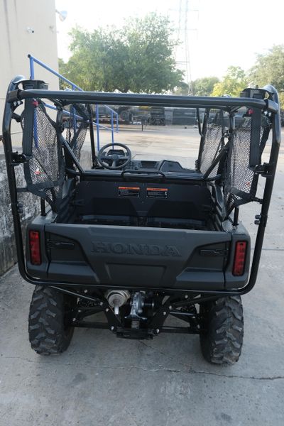 NEW 2026 HONDA PIONEER 7004 DELUXE  in a BLACK FOREST GREEN exterior color. Family PowerSports (877) 886-1997 familypowersports.com