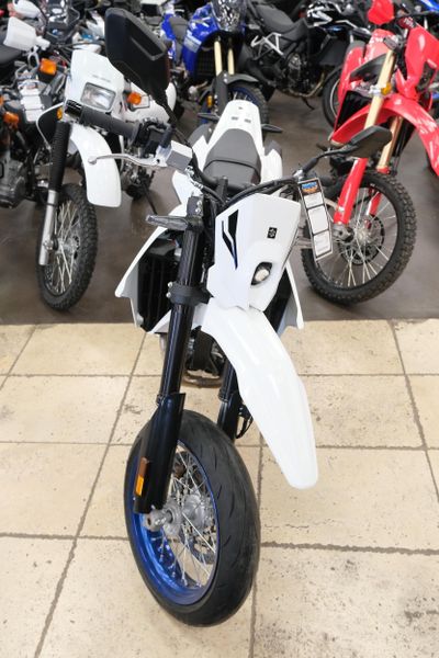 NEW 2025 SUZUKI DRZ400SM Image 7