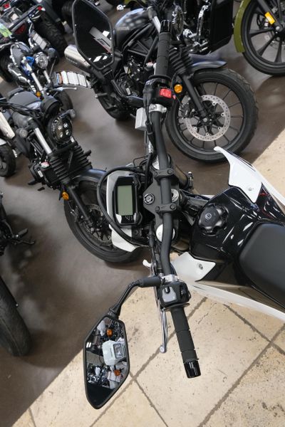 NEW 2025 SUZUKI DRZ400SM Image 10