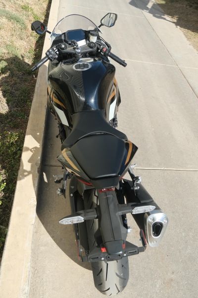 NEW 2026 KAWASAKI NINJA ZX6R Image 4