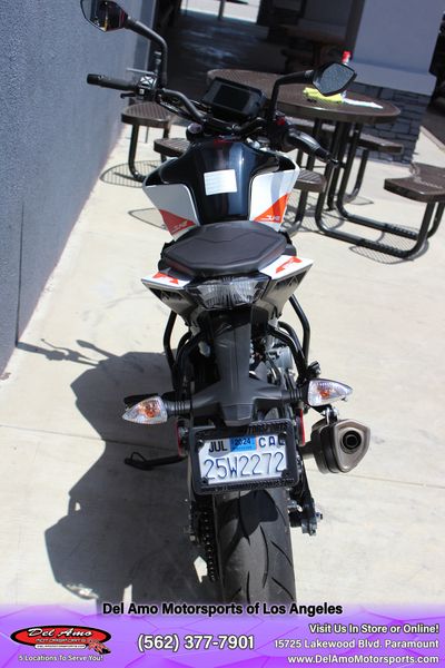 2022 KTM Duke 390Image 2