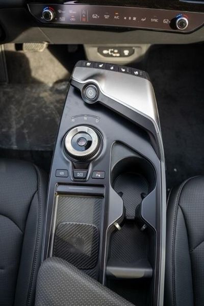 New 2025 Kia EV6 WindImage 22