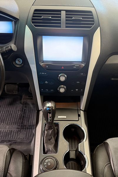 Used 2015 Ford Explorer XLTImage 22