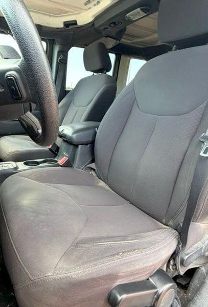 Used 2015 Jeep Wrangler Unlimited SportImage 7