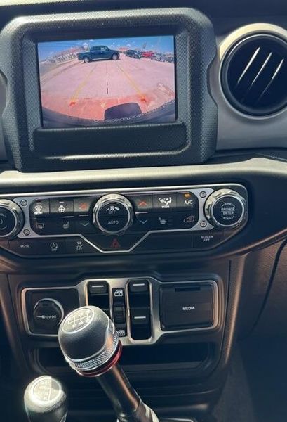 Used 2021 Jeep Wrangler Unlimited WillysImage 16