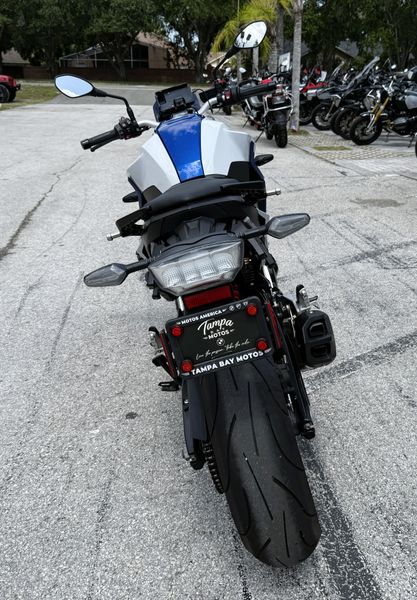 2022 BMW F 900 R