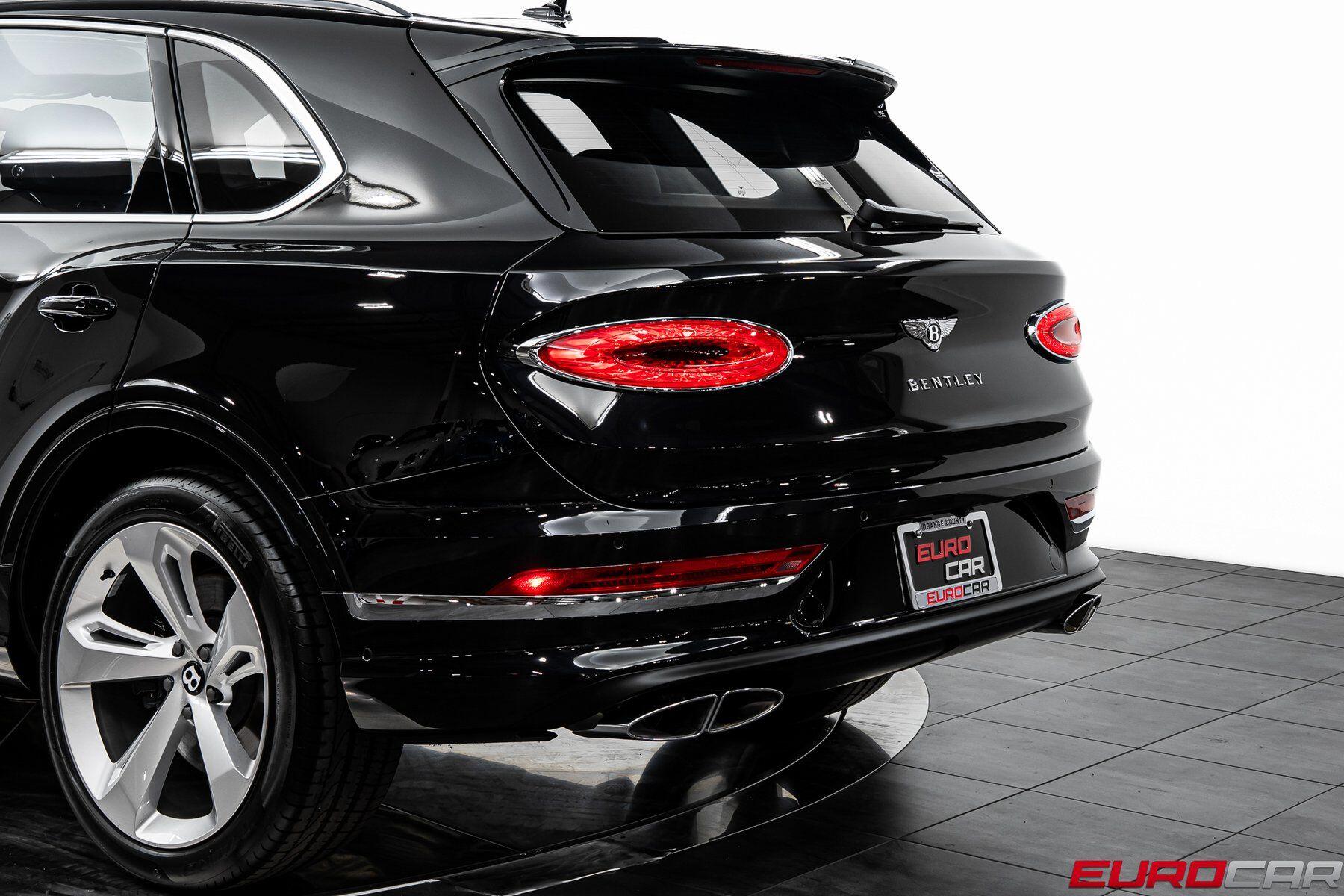 2024 Bentley Bentayga Azure - Photo 15