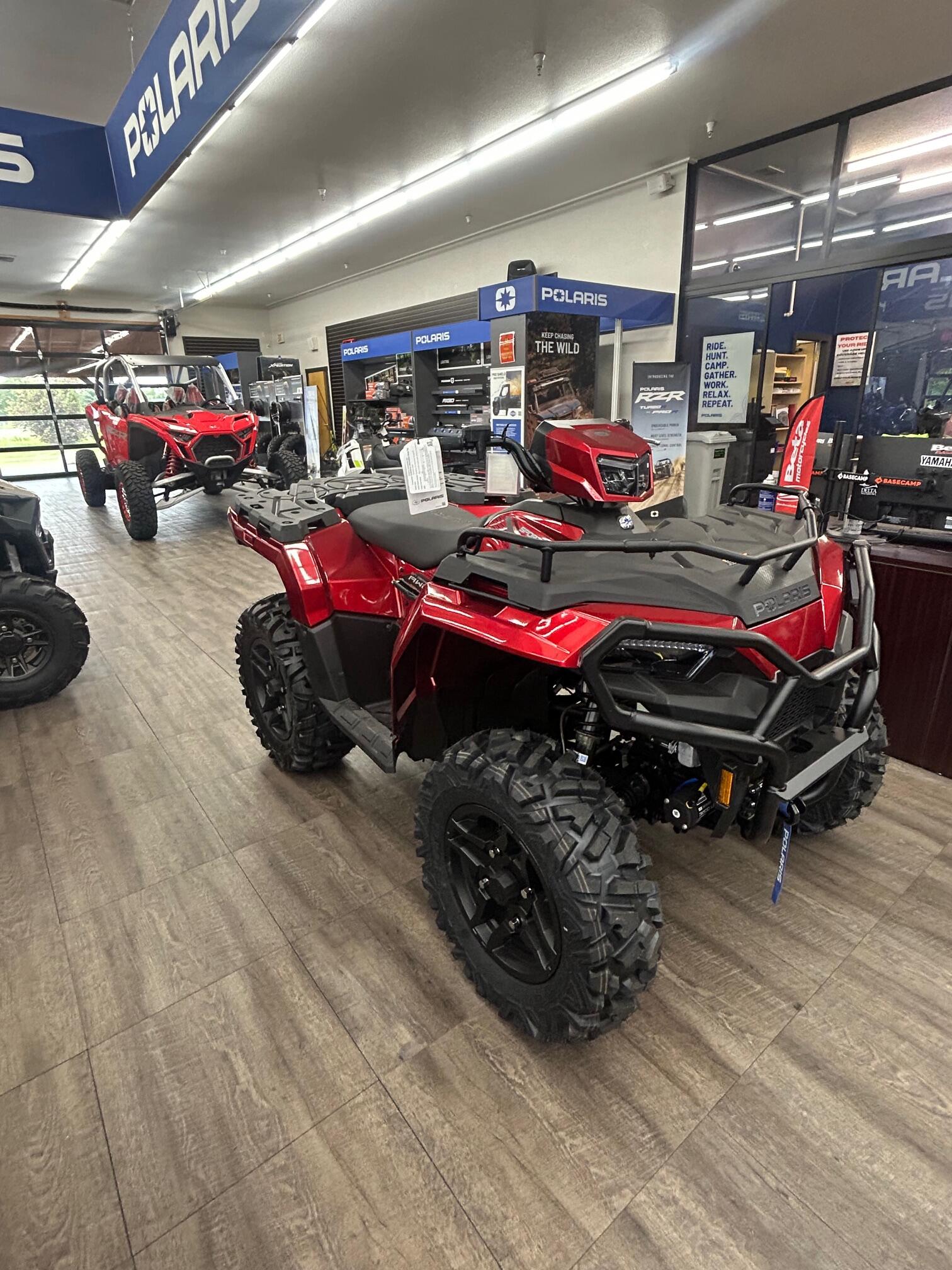 2026 Polaris Sportsman 570 Trail Sunset Red
