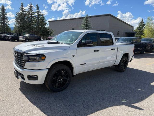 2026 RAM 1500 1500 Laramie Crew Cab 4x4 5'7' Box