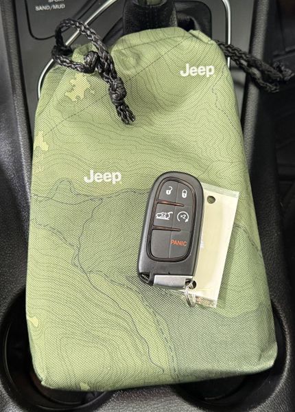 Used 2021 Jeep Cherokee 80th AnniversaryImage 25