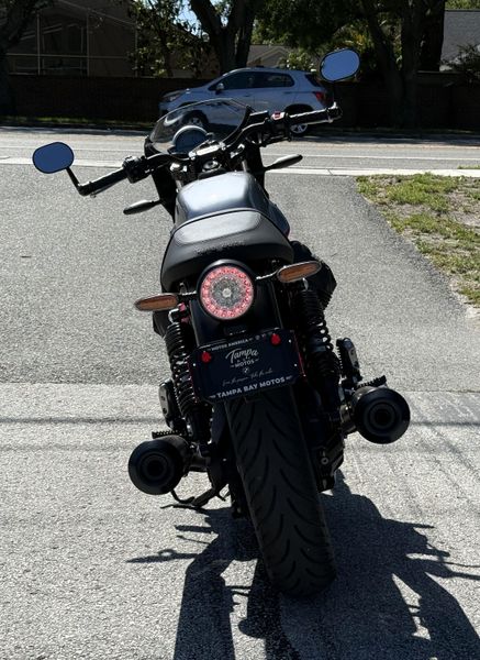 2024 Moto Guzzi V7 Stone Corsa