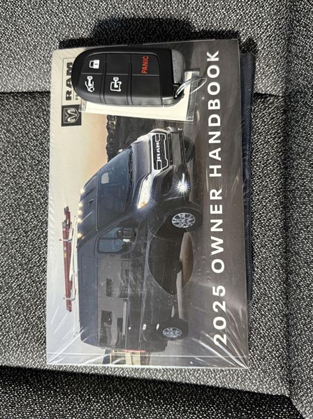 Used 2025 RAM ProMaster 2500 TradesmanImage 17