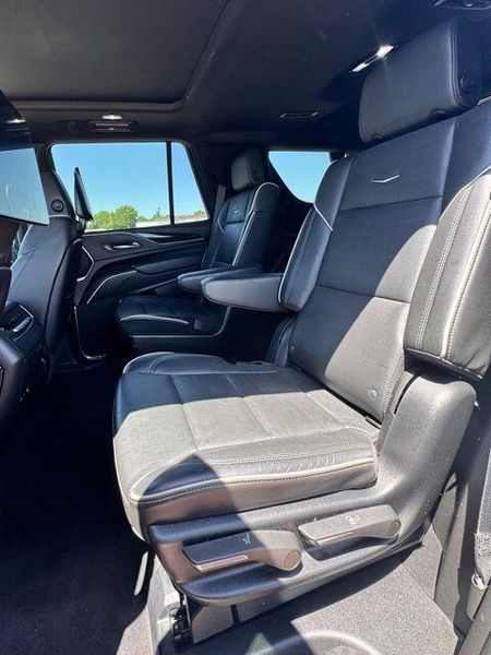 Used 2023 Cadillac Escalade SportImage 11