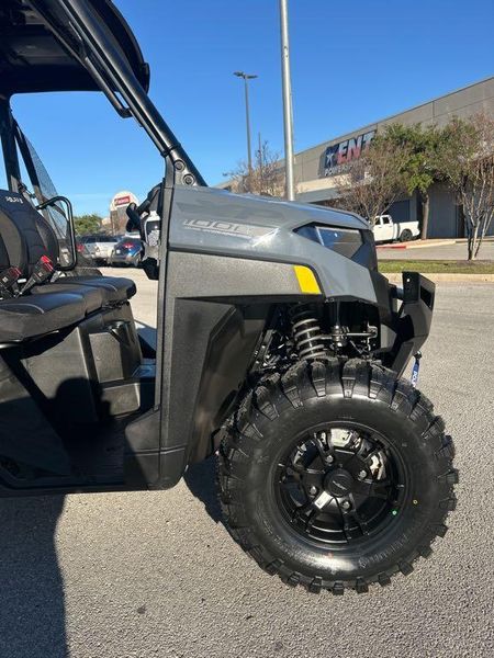 New 2026 Polaris RANGER CREW XP 1000 PREMIUM Image 10