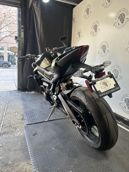 2025 Triumph STREET TRIPLE 765 RS