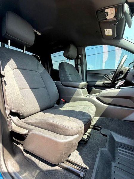 Used 2024 Chevrolet Colorado LTImage 14
