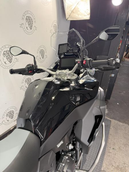 2025 BMW F900GSA 