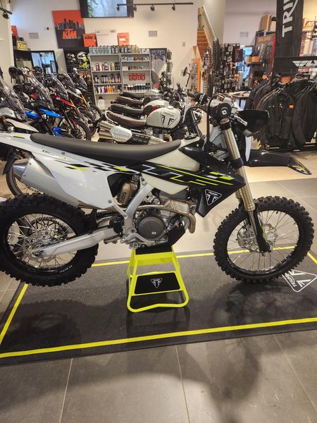 2026 Triumph TF250E Image 4