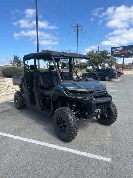 New 2026 Can-Am DEFENDER MAX XT HD11 Image 1