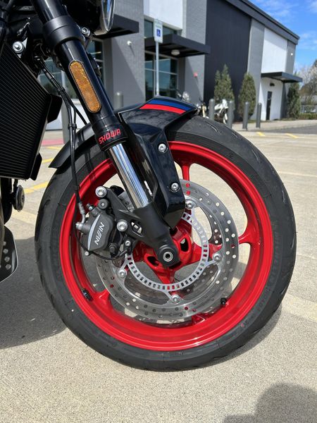 New 2026 Triumph TRIDENT 660 TRIPLE TRIBUTE 