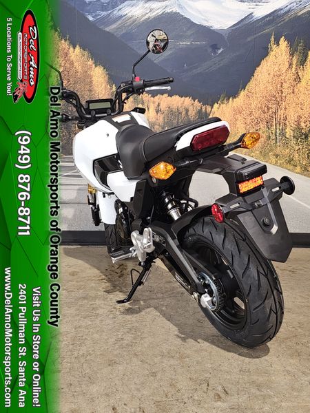 2025 Honda GROM ABSImage 6