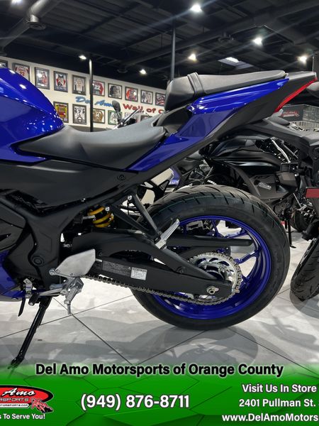 2025 Yamaha YZF-R3 ABSImage 9