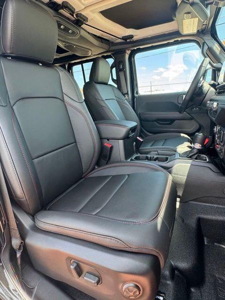 New 2026 Jeep Wrangler 4-door Moab 392Image 13