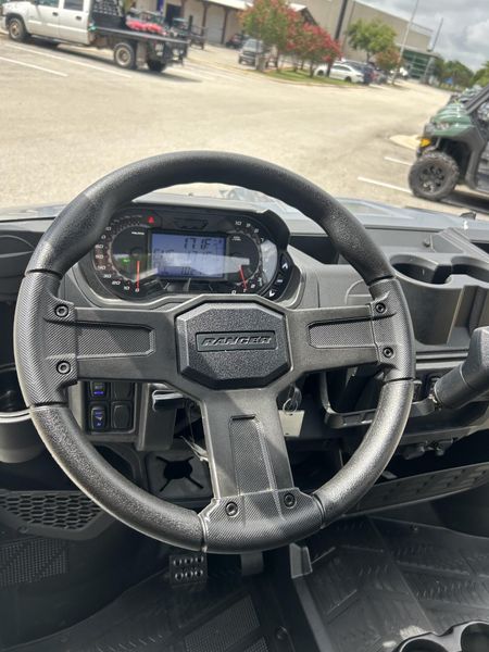 New 2026 Polaris RANGER CREW XP 1000 PREMIUM Image 11