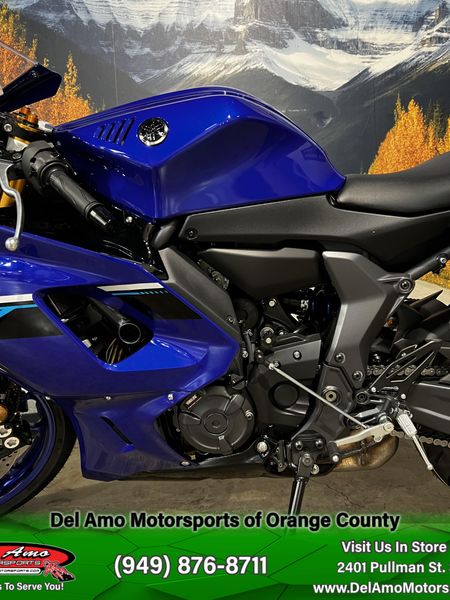 2025 Yamaha YZF-R7 Image 10