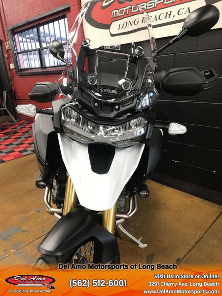 2023 Triumph TIGER 1200 RALLY PRO  in a SNOWDONIA WHITE exterior color. Del Amo Motorsports of Long Beach (562) 362-3160 delamomotorsports.com 